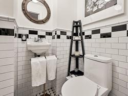 Powder room - 