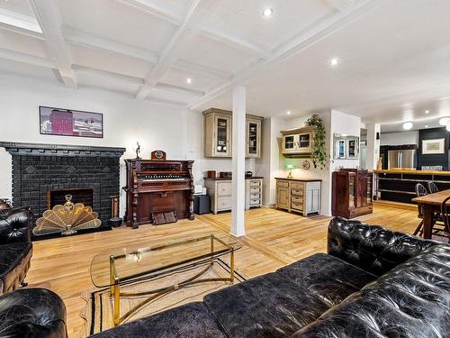 Salon - 1600 Rue Sicard, Montréal (Mercier/Hochelaga-Maisonneuve), QC - Indoor Photo Showing Living Room With Fireplace