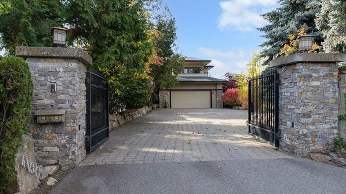 4100 Lakeshore Road, Kelowna, BC - Outdoor