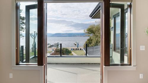 4100 Lakeshore Road, Kelowna, BC - Indoor Photo Showing Other Room With Body Of Water