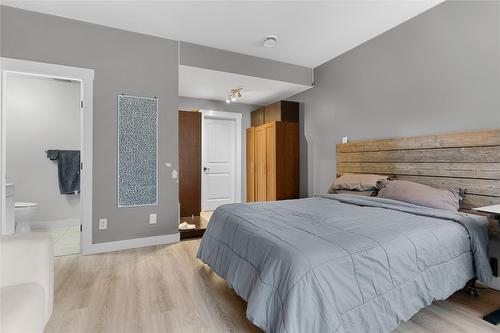 2160 Shelby Crescent, West Kelowna, BC - Indoor Photo Showing Bedroom