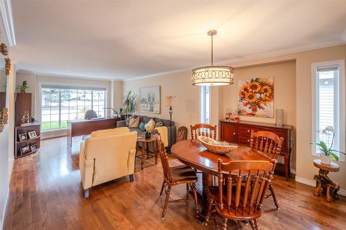 502 Red Wing Drive, Penticton, BC - Indoor Photo Showing Dining Room