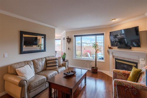 502 Red Wing Drive, Penticton, BC - Indoor Photo Showing Living Room With Fireplace