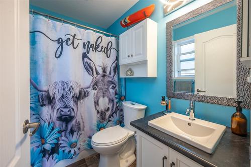 502 Red Wing Drive, Penticton, BC - Indoor Photo Showing Bathroom