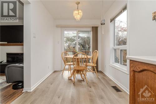 183 Markland Crescent, Ottawa, ON - Indoor Photo Showing Dining Room