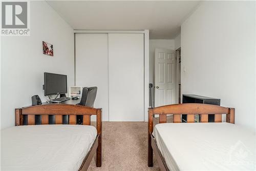 183 Markland Crescent, Ottawa, ON - Indoor Photo Showing Bedroom