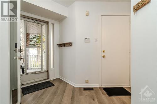 183 Markland Crescent, Ottawa, ON - Indoor Photo Showing Other Room