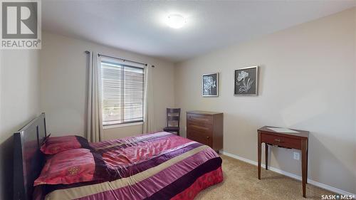 305 E 1300 Stockton Street N, Regina, SK - Indoor Photo Showing Bedroom