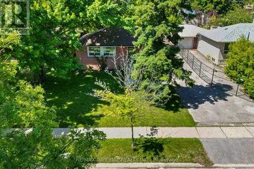 391 Crosby Avenue, Richmond Hill, ON - Outdoor