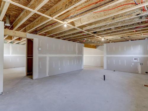 Family room - 83 12E Avenue, Saint-Hippolyte, QC - Indoor Photo Showing Basement