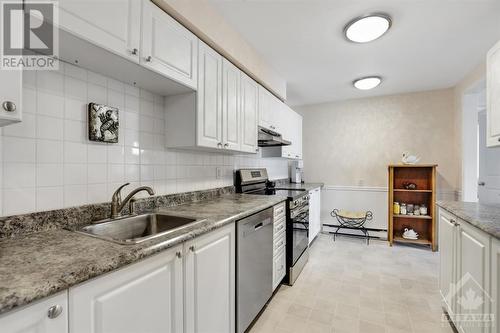 794 St Andre Drive Unit#62B, Ottawa, ON - Indoor Photo Showing Kitchen