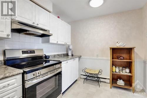 794 St Andre Drive Unit#62B, Ottawa, ON - Indoor Photo Showing Kitchen