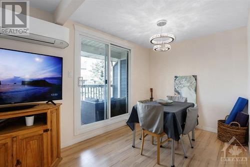 794 St Andre Drive Unit#62B, Ottawa, ON - Indoor Photo Showing Dining Room