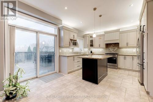 8036 Sheridan Court, West Lincoln, ON - Indoor Photo Showing Kitchen With Upgraded Kitchen