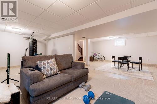 8036 Sheridan Court, West Lincoln, ON - Indoor