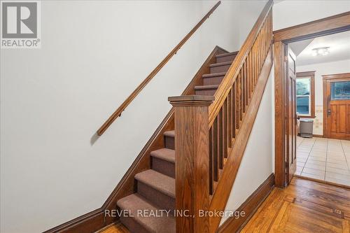 16 Senator Avenue, Hamilton, ON - Indoor Photo Showing Other Room