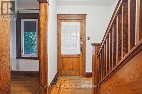 16 Senator Avenue, Hamilton, ON - Indoor Photo Showing Other Room