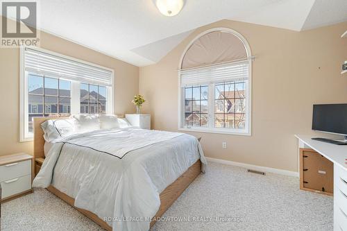 697 Auger Terrace, Milton, ON - Indoor Photo Showing Bedroom