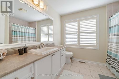 697 Auger Terrace, Milton, ON - Indoor Photo Showing Bathroom