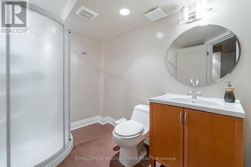 697 Auger Terrace, Milton, ON - Indoor Photo Showing Bathroom