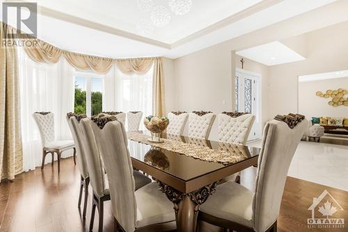 699 Ballycastle Crescent, Ottawa, ON - Indoor Photo Showing Dining Room