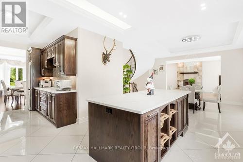 699 Ballycastle Crescent, Ottawa, ON - Indoor Photo Showing Kitchen