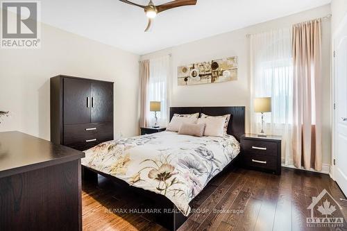 699 Ballycastle Crescent, Ottawa, ON - Indoor Photo Showing Bedroom