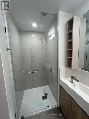 4608 - 319 Jarvis Street, Toronto, ON - Indoor Photo Showing Bathroom