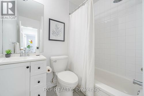 59 Columbine Ave, Toronto, ON - Indoor Photo Showing Bathroom