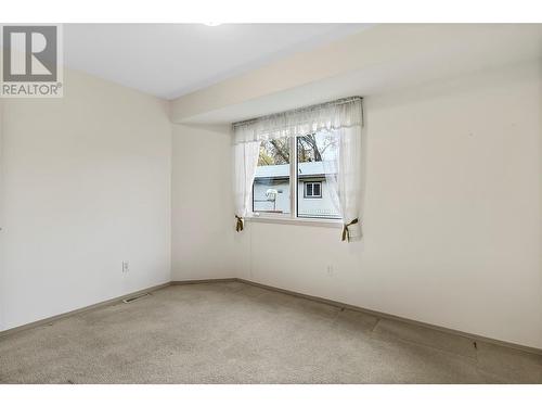 780 10 Street Sw Unit# 16, Salmon Arm, BC - Indoor Photo Showing Other Room