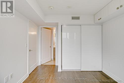 1323 - 275 Village Green Square, Toronto, ON - Indoor Photo Showing Other Room