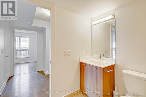 1323 - 275 Village Green Square, Toronto, ON - Indoor Photo Showing Bathroom