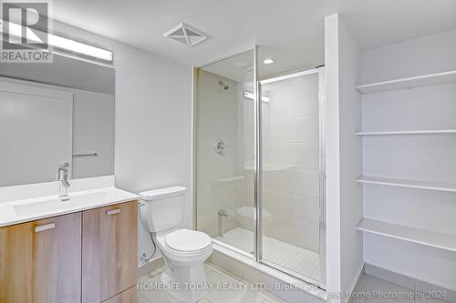 1323 - 275 Village Green Square, Toronto, ON - Indoor Photo Showing Bathroom