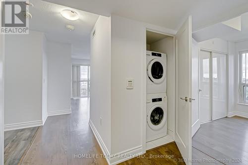 1323 - 275 Village Green Square, Toronto, ON - Indoor Photo Showing Laundry Room