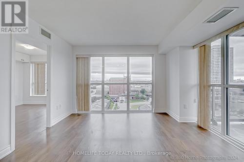 1323 - 275 Village Green Square, Toronto, ON - Indoor Photo Showing Other Room