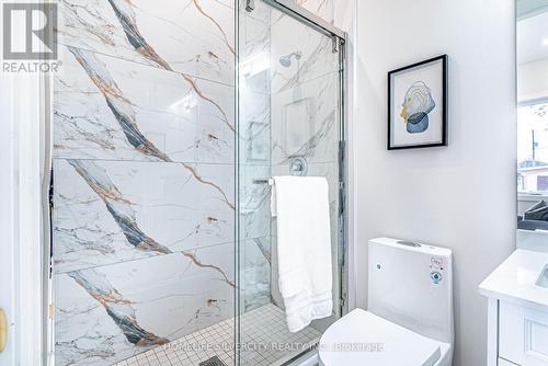 7655 Redstone Road, Mississauga, ON - Indoor Photo Showing Bathroom