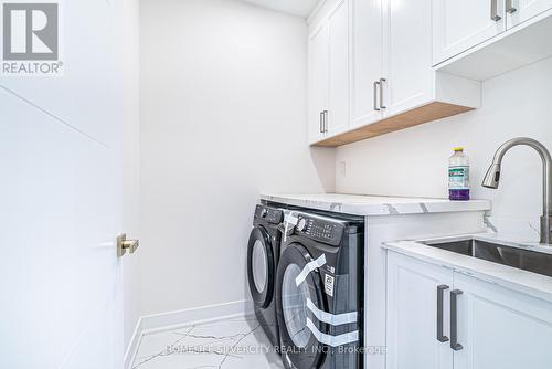 7655 Redstone Road, Mississauga, ON - Indoor Photo Showing Laundry Room