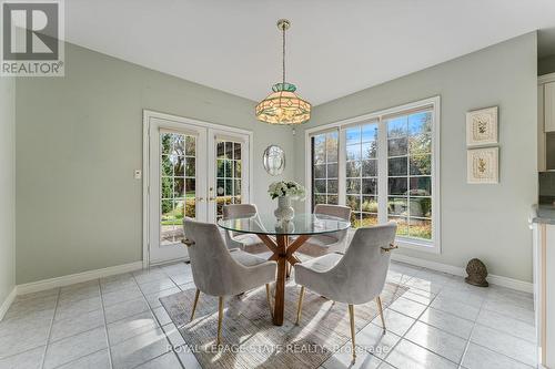 205 Greenbriar Road, Hamilton, ON - Indoor Photo Showing Dining Room