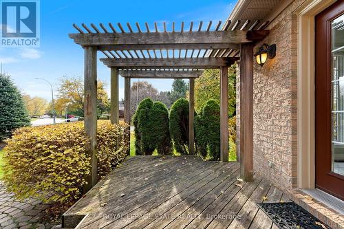 205 Greenbriar Road, Hamilton, ON - Outdoor With Deck Patio Veranda