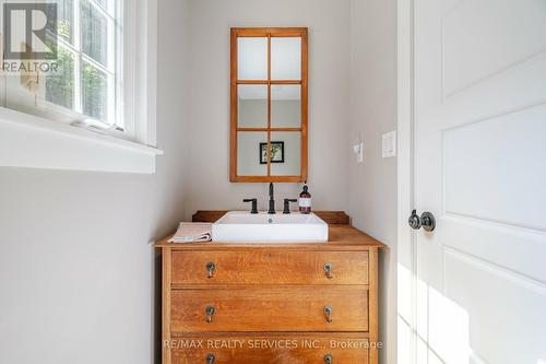 42641 Southdale Line, St. Thomas, ON - Indoor Photo Showing Bathroom