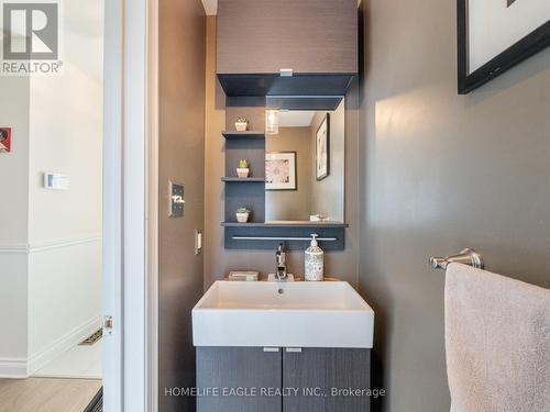 39 Walkview Crescent, Richmond Hill, ON - Indoor Photo Showing Bathroom