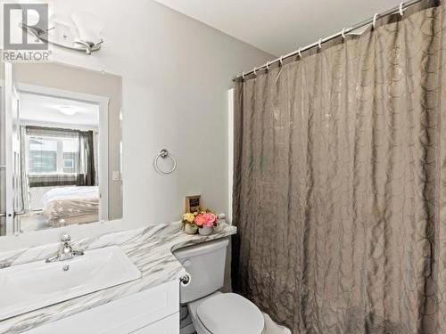 107-113 Mallard Way, Whitehorse, YT - Indoor Photo Showing Bathroom