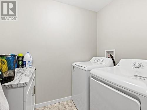 107-113 Mallard Way, Whitehorse, YT - Indoor Photo Showing Laundry Room