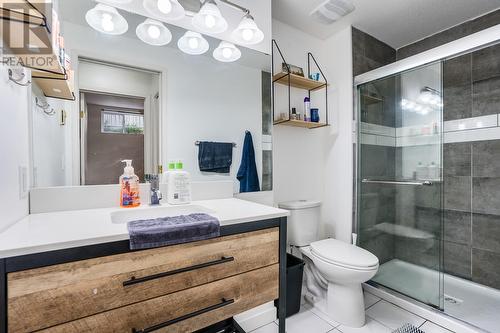 5115 Chute Lake Crescent, Kelowna, BC - Indoor Photo Showing Bathroom