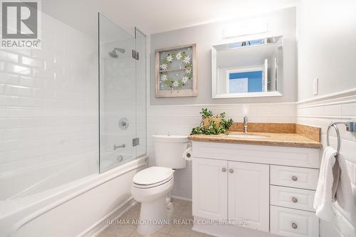 610 - 5280 Lakeshore Road, Burlington, ON - Indoor Photo Showing Bathroom