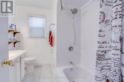 22 Dashwood Crescent, Toronto, ON - Indoor Photo Showing Bathroom