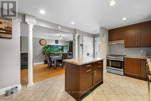 758 Annamore Road, Mississauga, ON - Indoor Photo Showing Kitchen