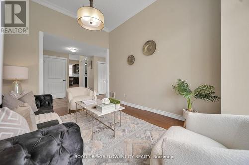 605 Normandy Drive, Woodstock, ON - Indoor Photo Showing Living Room