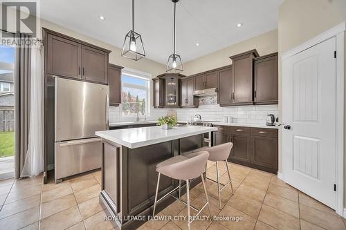 605 Normandy Drive, Woodstock, ON - Indoor Photo Showing Kitchen With Upgraded Kitchen