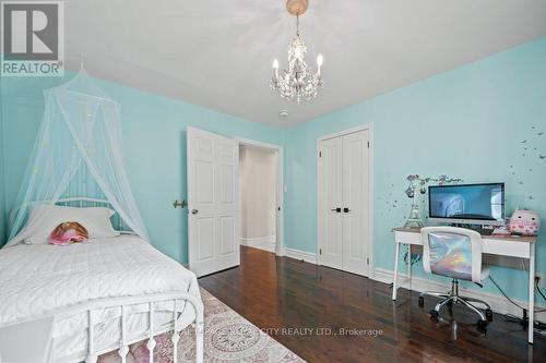 17 Darby Road, Guelph, ON - Indoor Photo Showing Bedroom